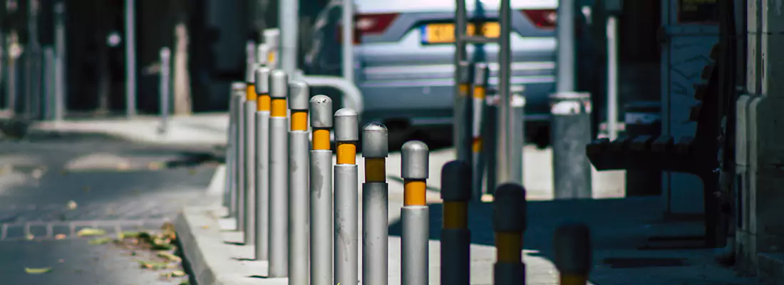 Safe and Convenient Retractable Barrier Column Systems for Properties in Meadow Woods, FL