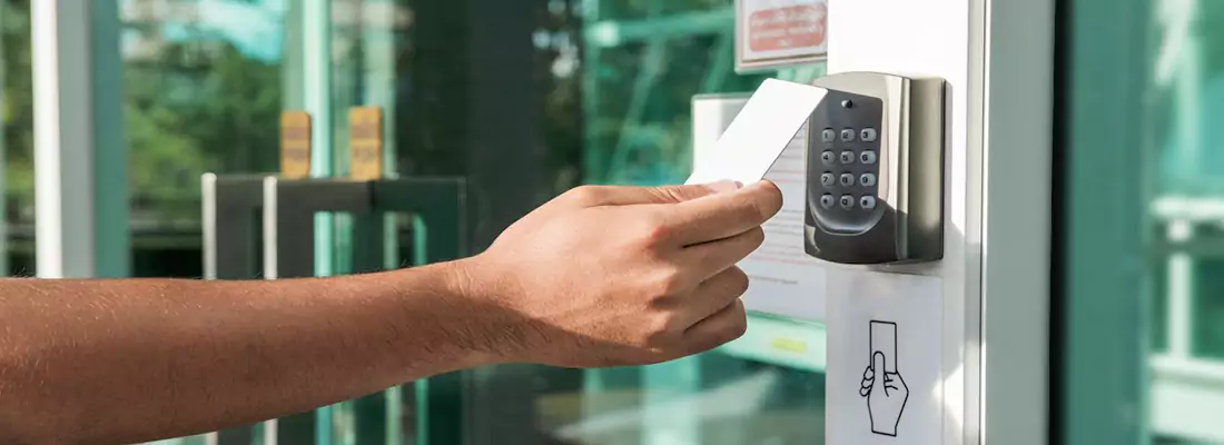 Wireless Gate Safety Sensors for Seamless Integration in Meadow Woods, FL